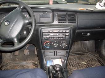 1998 Opel Vectra Pictures