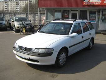 1998 Opel Vectra Pictures