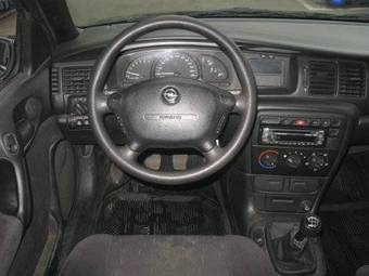1998 Opel Vectra Pictures