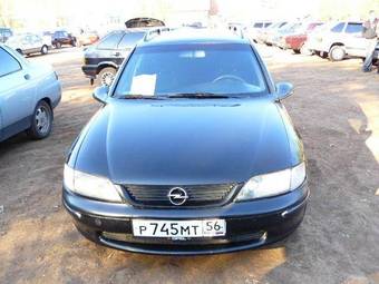1998 Opel Vectra Pictures