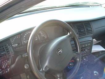 1998 Opel Vectra Photos