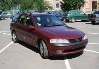 1998 Opel Vectra Photos