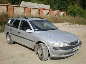 1998 Opel Vectra Pictures