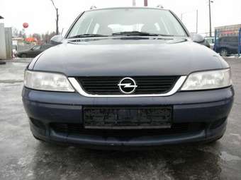 1999 Opel Vectra Pictures