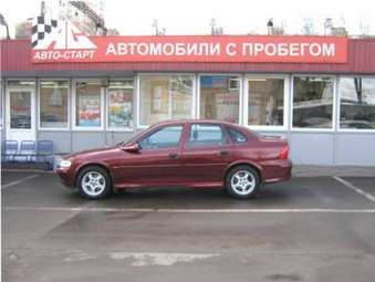 1999 Opel Vectra Photos