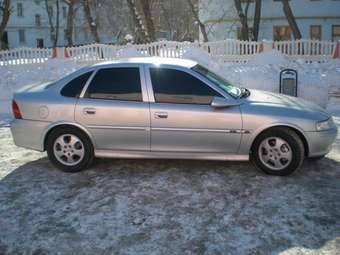 1999 Opel Vectra Pics