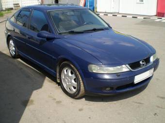 1999 Opel Vectra Pictures