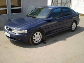 1999 Opel Vectra Photos