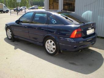 1999 Opel Vectra Photos