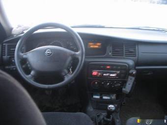 1999 Opel Vectra Photos