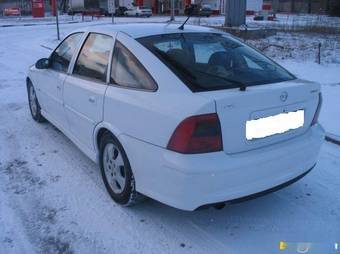 1999 Opel Vectra Photos