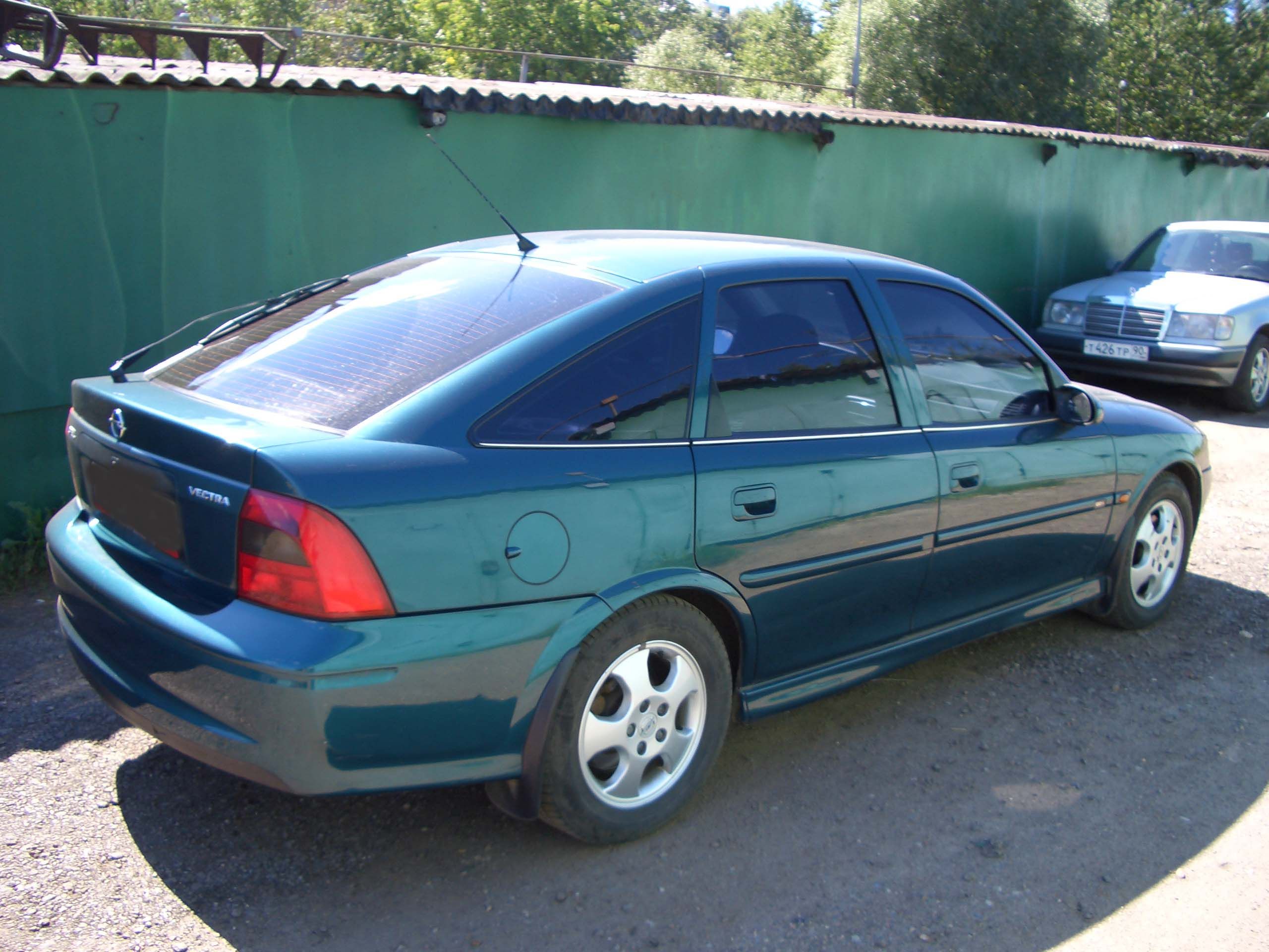 2000 Opel Vectra