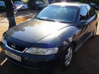 2000 Opel Vectra Pictures