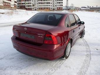 2000 Opel Vectra Pics