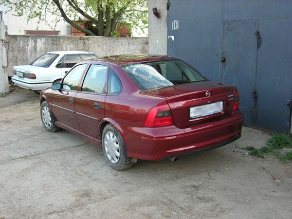 2001 Opel Vectra