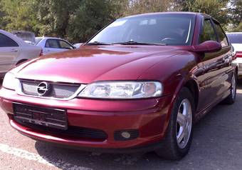 2001 Opel Vectra Photos