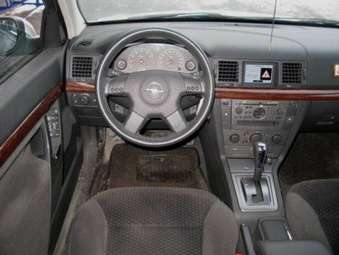 2002 Opel Vectra Pics