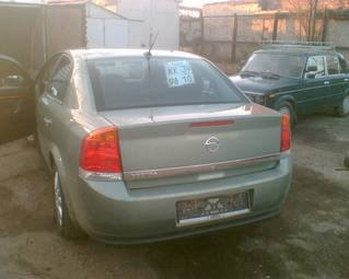 2002 Opel Vectra Photos