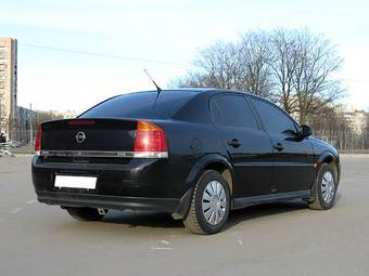 2003 Opel Vectra Pictures