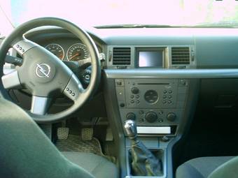 2003 Opel Vectra Pictures