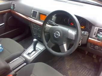 2004 Opel Vectra