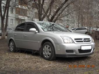 2004 Opel Vectra Pictures