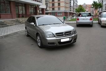 2004 Opel Vectra Pictures