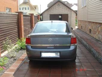 2004 Opel Vectra Pictures