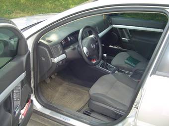 2004 Opel Vectra Photos