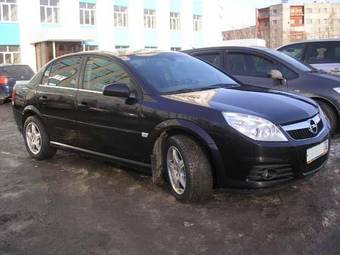 2005 Opel Vectra Pictures