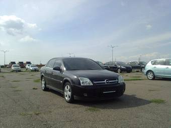 2005 Opel Vectra Pictures