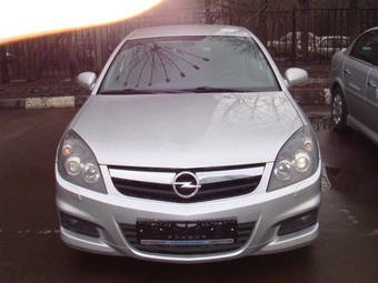 2006 Opel Vectra Photos