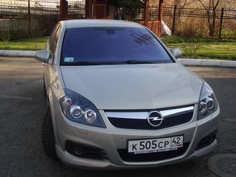 2006 Opel Vectra Pictures