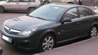 2007 Opel Vectra Photos