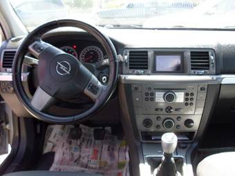 2007 Opel Vectra Photos
