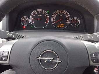 2007 Opel Vectra Photos