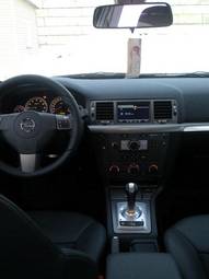 2008 Opel Vectra Pictures