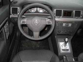 2008 Opel Vectra Pictures