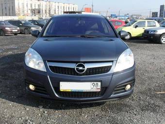 2008 Opel Vectra Photos