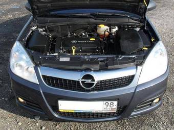 2008 Opel Vectra Pictures