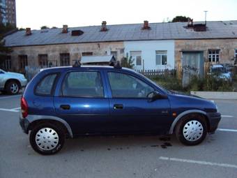 1998 Opel Vita Photos