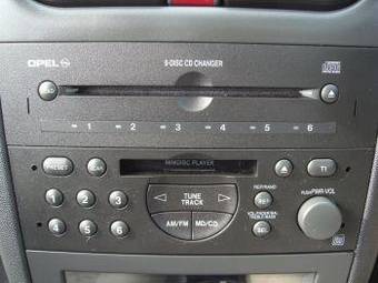 2002 Opel Vita Pictures