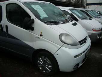 2002 Opel Vivaro Images