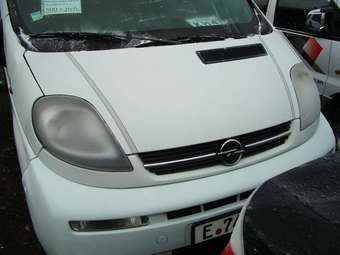 2002 Opel Vivaro Pictures