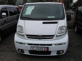 2002 Opel Vivaro Photos