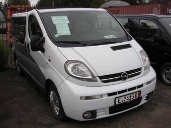 2002 Opel Vivaro Pictures