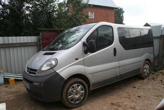 2002 Opel Vivaro Photos