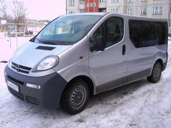 2003 Opel Vivaro Photos