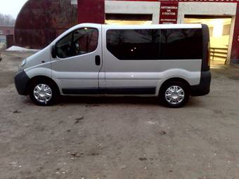 2003 Opel Vivaro Photos