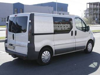 2003 Opel Vivaro Photos